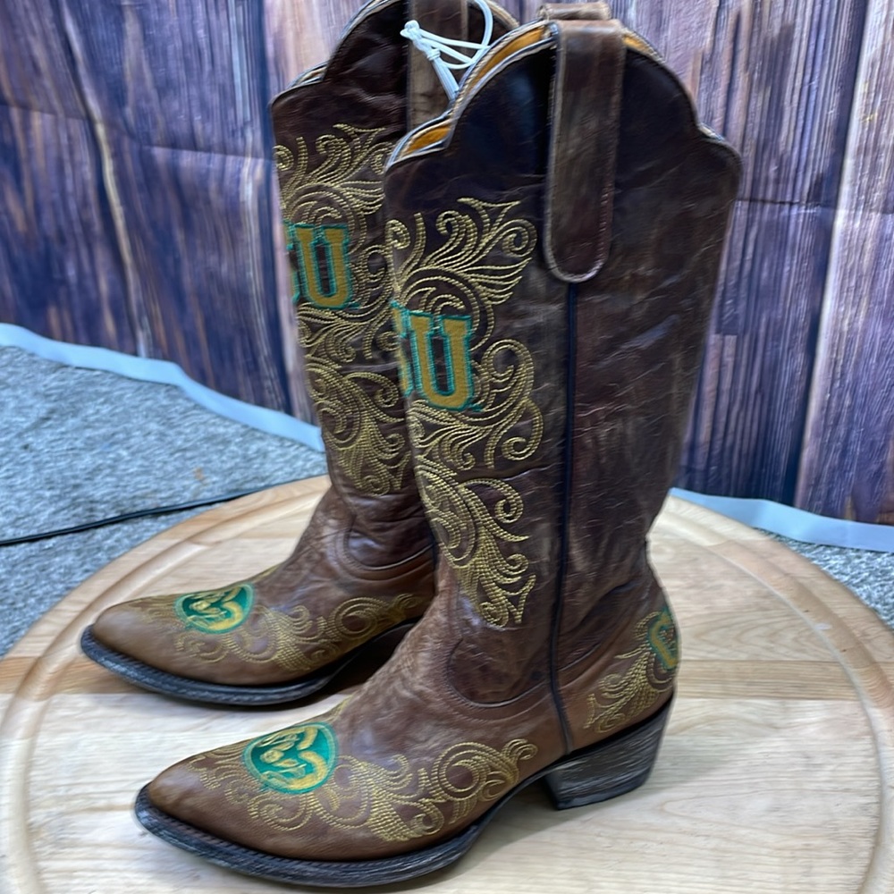 ⭐️NWT Colorado State woman’s gameday embroidered distressed cowboy boots SZ 5.5B - Picture 2 of 12